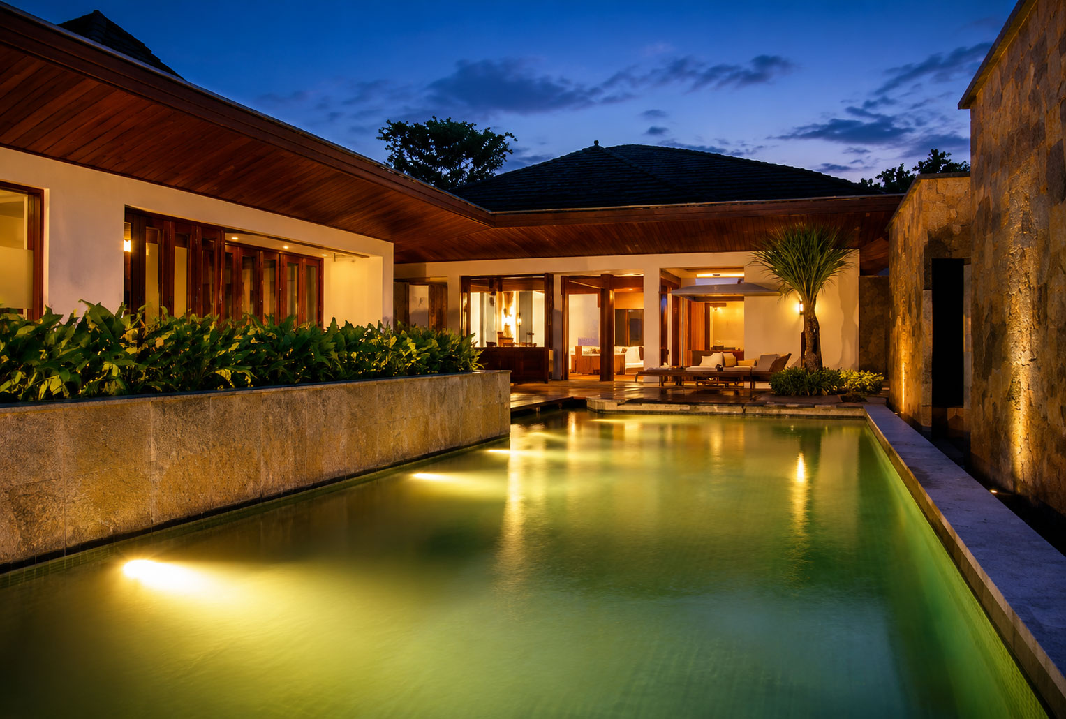 GOLDEN LOTUS RESORT